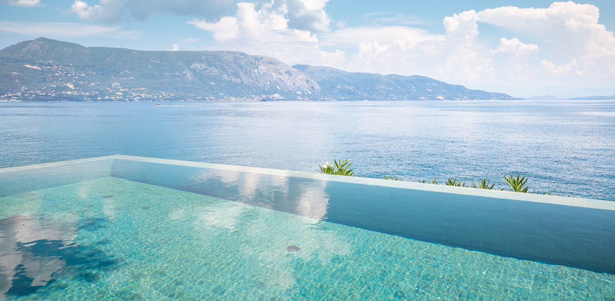 02-ionian-sea-views-from-private-pool-palazzo-odyssia-on-the-rocs